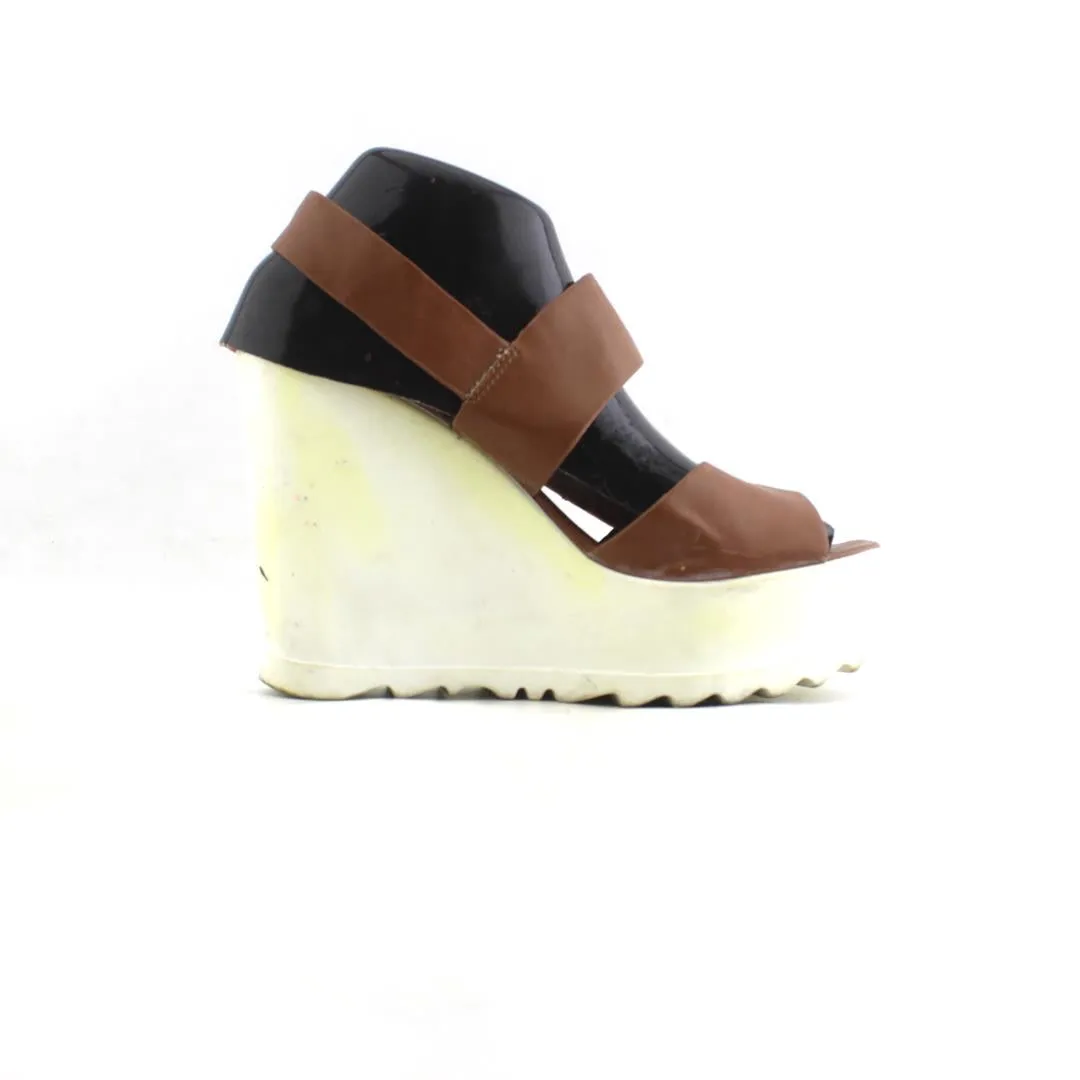 CALL IT SPRING . Platform Slippers Sand