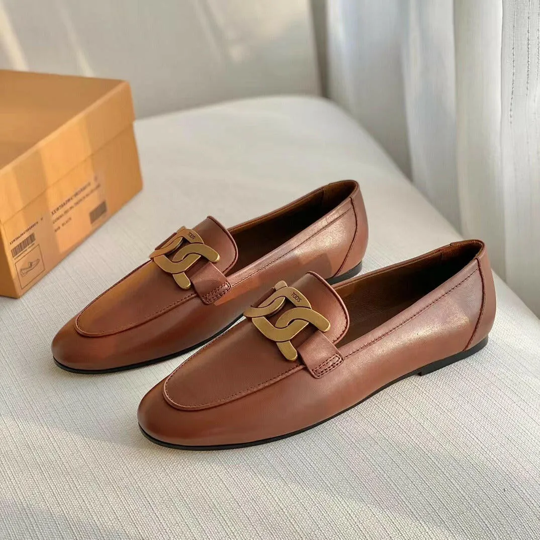 Metal Buckle White Black Leather Shoes British Retro Flat Heel Oxfords Office Ladies Career Shoes Women Rubber Oxfords