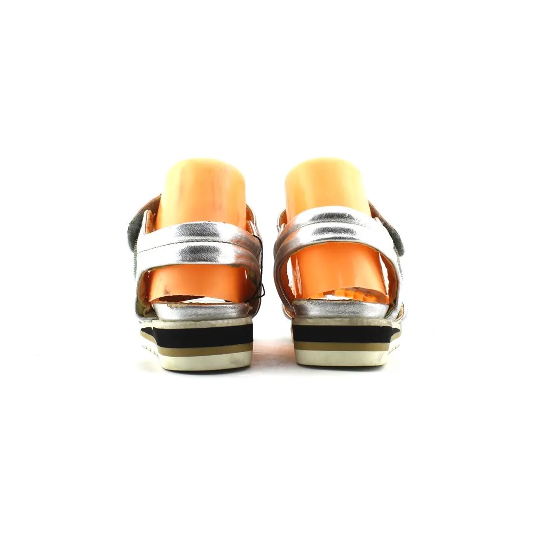 BELLA MARIE  . Batman Slippers