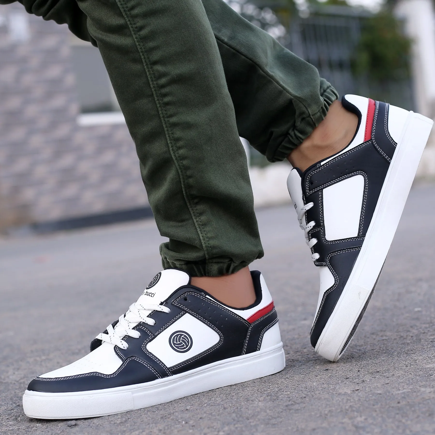 Flat Golden Shoes Bacca Bucci Simba