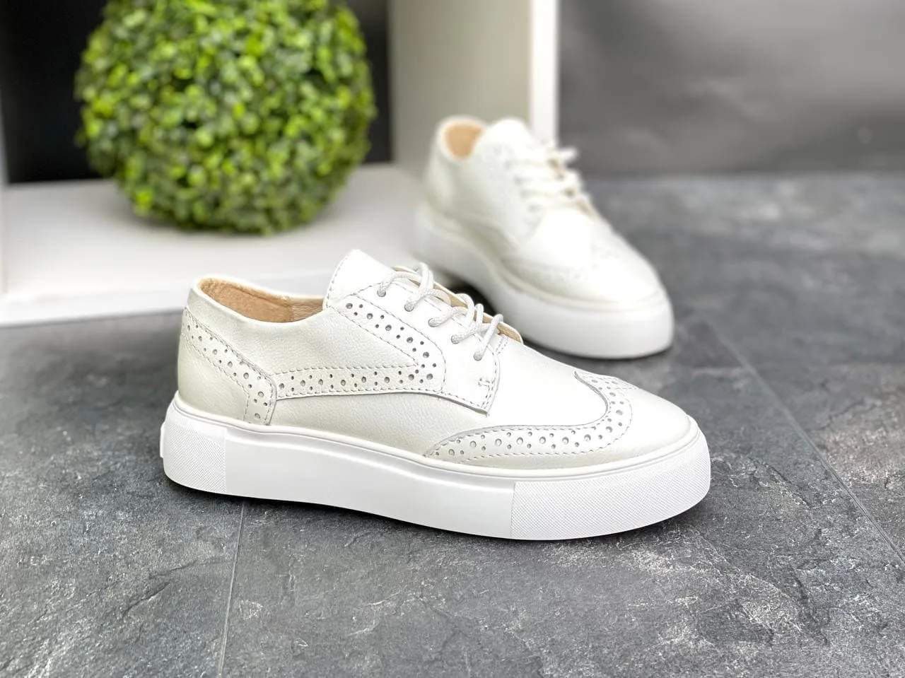 Tory Loafers Women Leather Loafers Oxford White