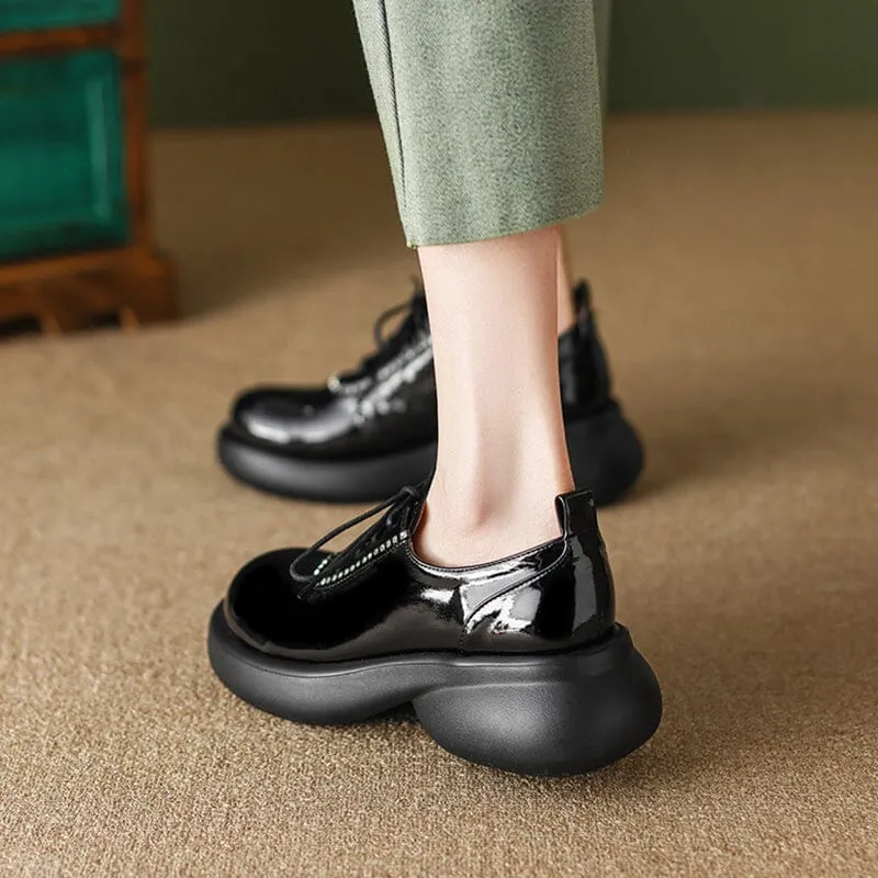 Canvas Oxford Women Round Toe Lace Up Platform Oxfords Patent Leather in Beige/Black