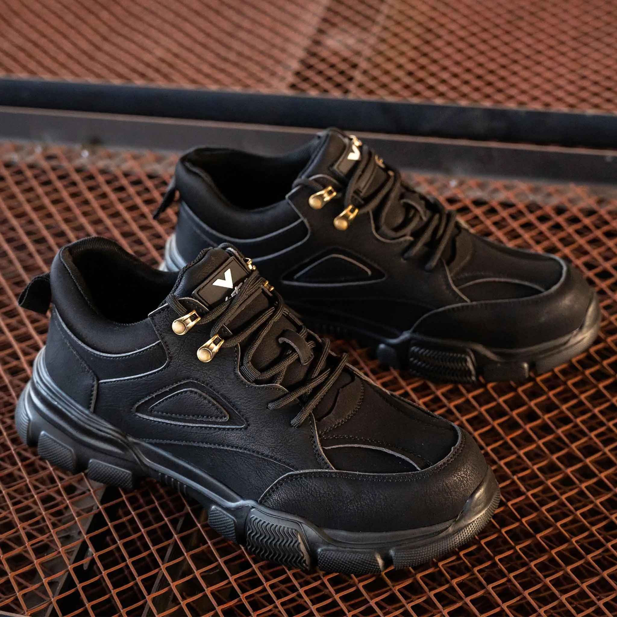 Longest Lasting Work Boots Women's Lightweight Steel Toe Boots - Shock Absorbing | B267