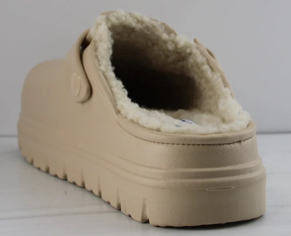 Cairo 8 Women's Closed Toe Teddy Lined Clogs Slip-on Stacked Checkerboard Skate Shoe