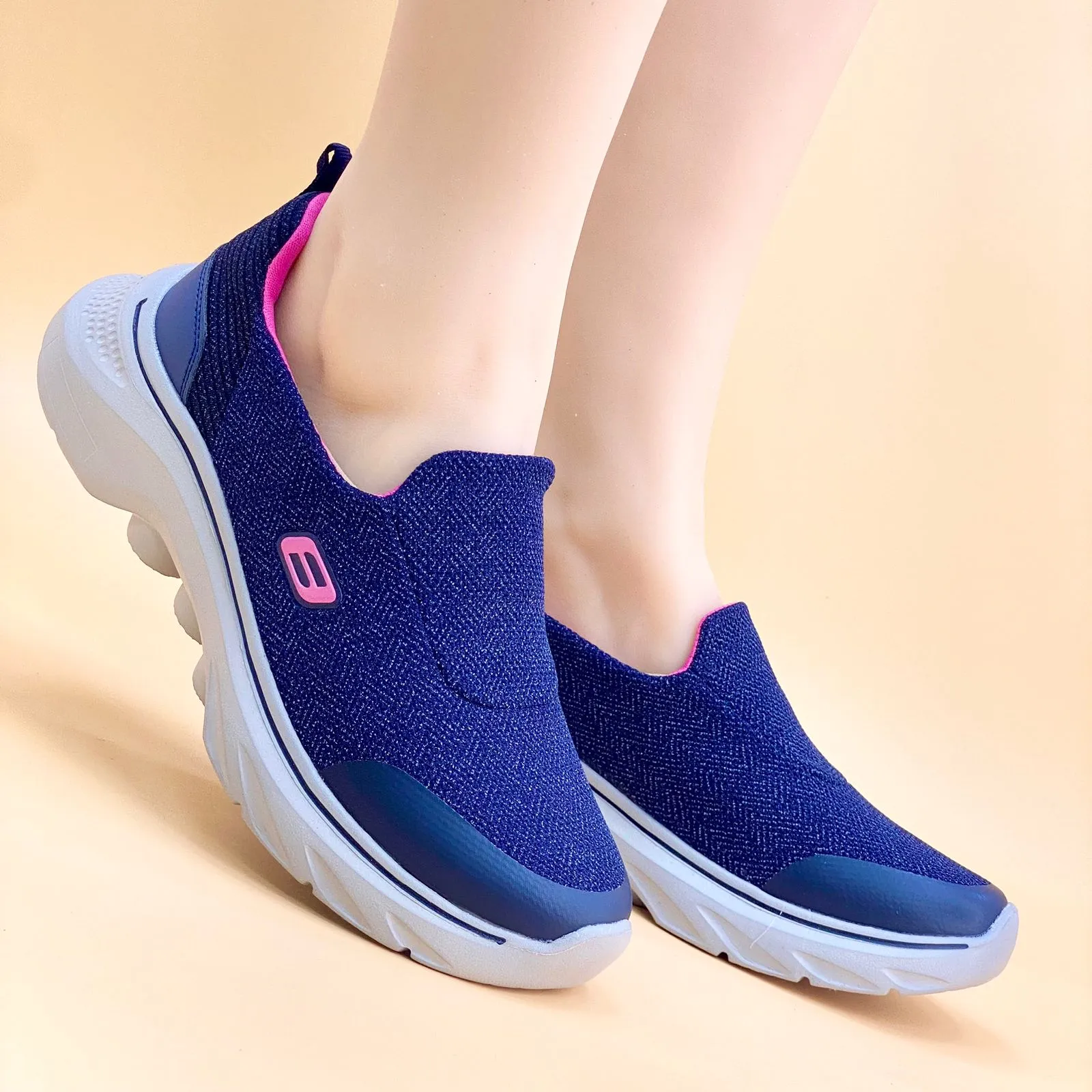 Track Flat Shoes NEW ,  WOMEN FLAT SHOES W726
